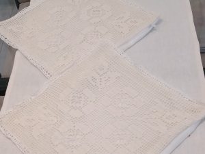 Калъфки за възглавнички от ръчно изработени на една кука